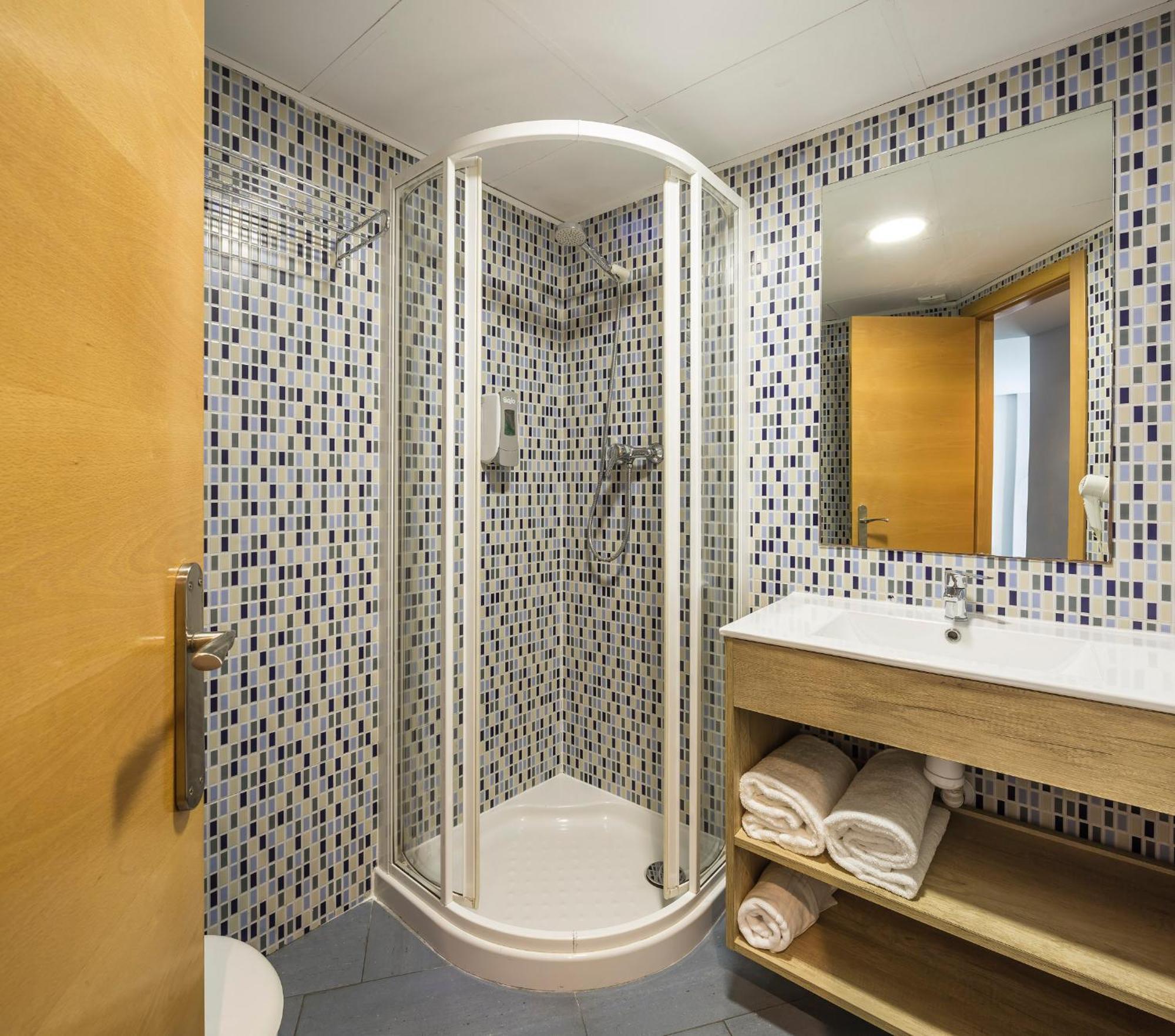Mon Suites Carmen Valencia Exterior foto